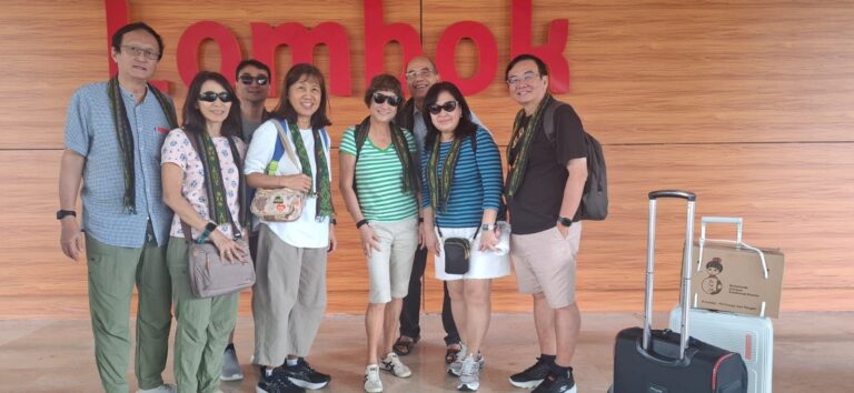 PAKET TOUR LOMBOK – Cahaya Wisata